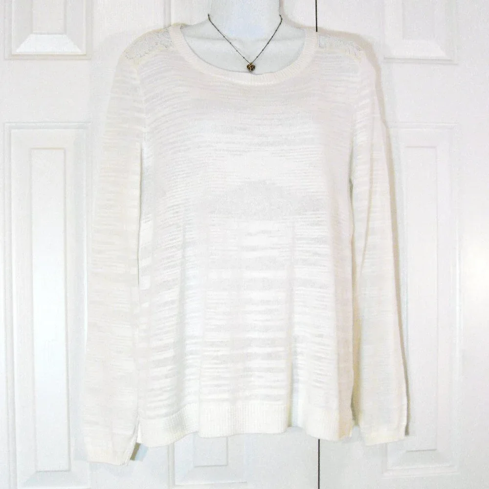 CAbi | 'Sophia' Lace Back Knit Top - Picture 2 of 10